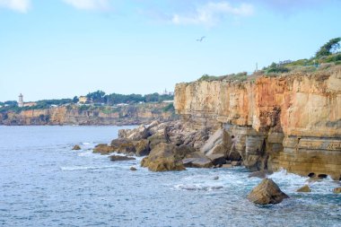 Atlantik Okyanusu 'ndaki kıyı manzarası