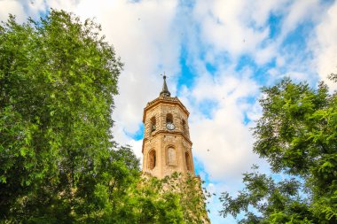 Kırsal bir arazide görüntüler