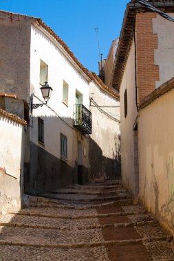 Kırsal bir arazide görüntüler