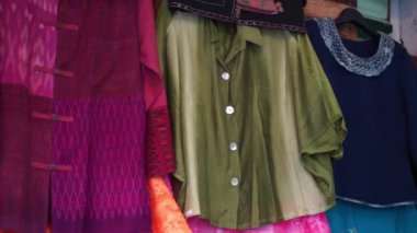 Kuzey tarzı giyim, pantolon, Ayakkabı, Ayakkabı mağaza vardır