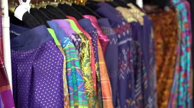 Kuzey tarzı giyim, pantolon, Ayakkabı, Ayakkabı mağaza vardır