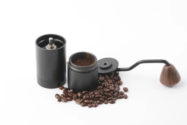 Traditionele Koffiemolen Met Koffiebonen — Stockfoto