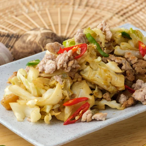 Fried Cabbage Chicken Rice — Stock Photo, Image