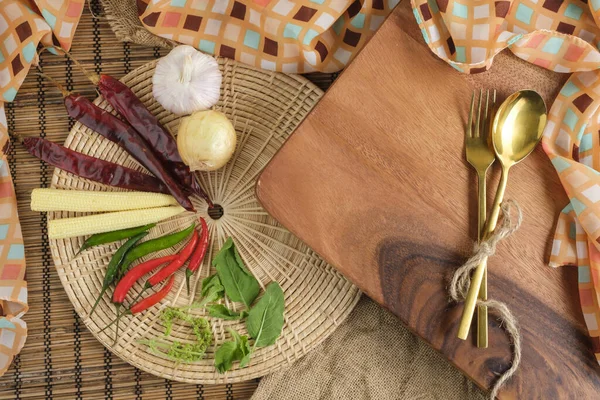 Wood Cutting Board Thai Herbs Spoon Fork Free — Stock Photo, Image