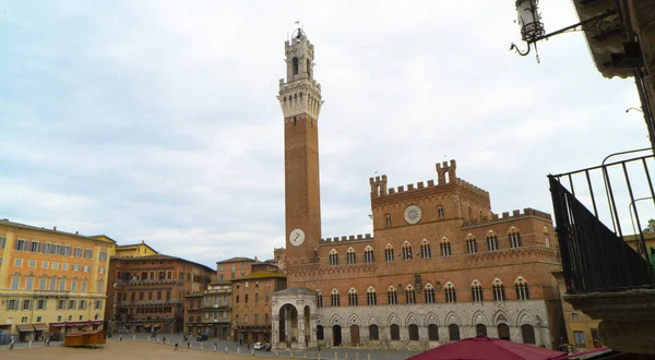Detalles Torre Del Mangia Siena Italia — Foto de Stock
