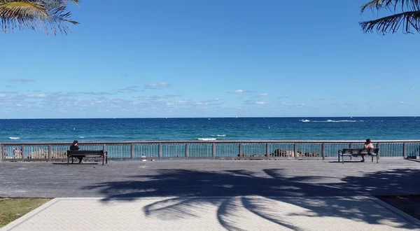 ABD 'de Deerfield Sahili' nde iskele.