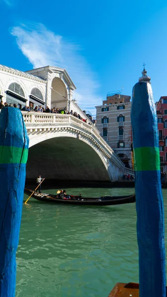 İtalya Venedik 'teki Ri Alto köprüsünün manzarası