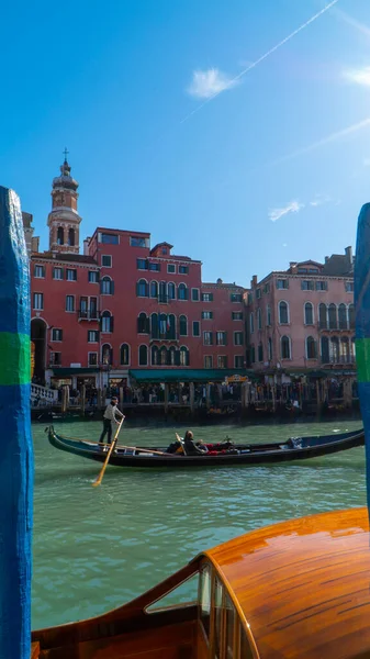 Гондола Большом Канале Венеции Италия — стоковое фото