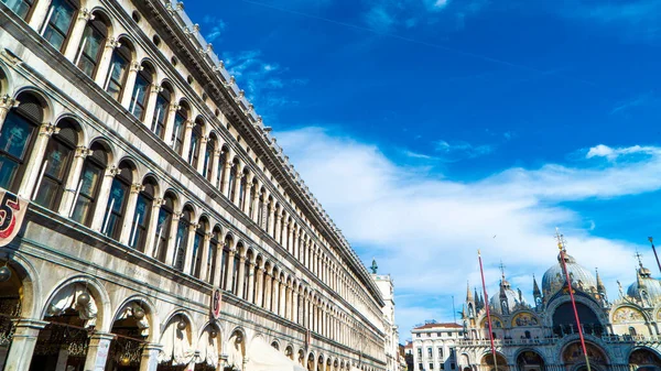 Side Kilátás Piazza San Marco Velencében Olaszország — Stock Fotó