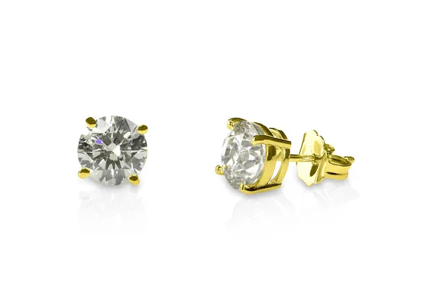 Belles boucles d'oreilles en or jaune diamant stud rond brillant. Boucles d'oreilles en diamant . — Photo