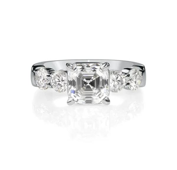 Asscher Cut solitaire diamant bague de fiançailles de mariage Photo De Stock