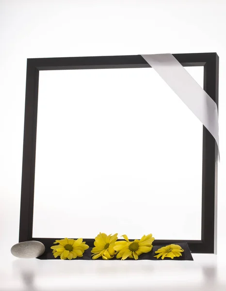 Cadre Deuil Noir Avec Fleur Pour Carte Sympathie — Photo