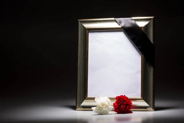 同情カードのための空白の喪のフレーム — ストック写真