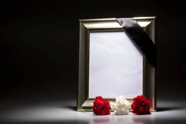 同情カードのための空白の喪のフレーム — ストック写真