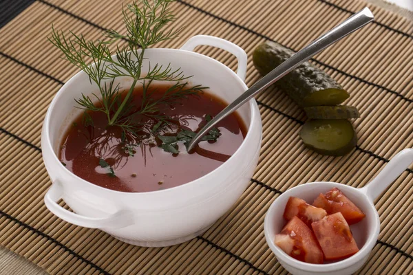 Original Spanische Gazpacho Suppe Auf Dem Mit Dill Dekorierten Teller — Stockfoto