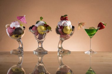 Mutlu dondurmalar, soğutmak için.