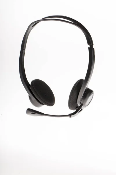 Schwarzes Headset Auf Weißem Hintergrund — Stockfoto