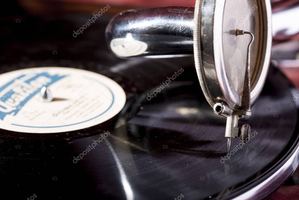 old hermetical roll gramophone 