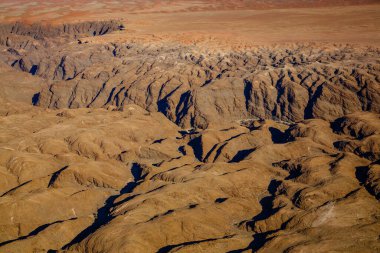 Namib Çölü 'nün kum tepeleri Namibya' daki İskelet Sahili 'ndeki uçaklardan..