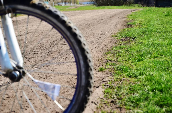 Rural Dirt Road Cycling Wheel Summer Holiday — Stock Photo, Image
