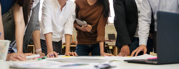 Reunión Del Equipo Gente Negocios Oficina Moderna Planificación Diseño Trabajo — Foto de Stock