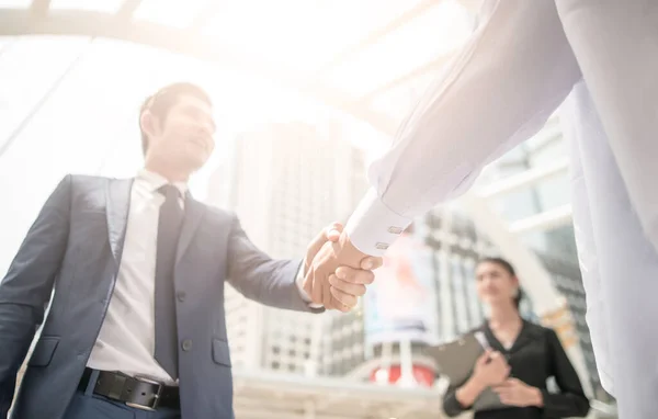 Handslag Affärer Människor Kollegor Lagarbete Möte Håll Hand Och Skaka — Stockfoto