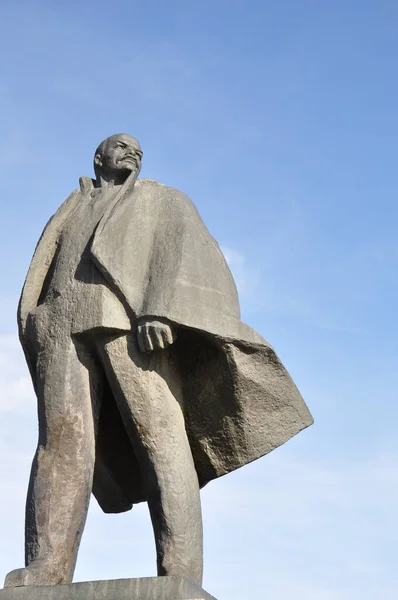 Socha Revolučního Lenina Hlavním Náměstí Města Novosibirska — Stock fotografie