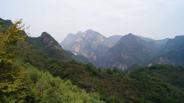 Golden Dragon Gorge Číně Nachází Severní Části Yangqing County Tam — Stock fotografie