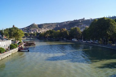 Tiflis, Gürcistan 'ın başkenti ve en büyük şehridir. Georgia
