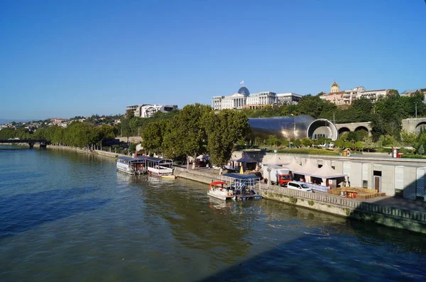Tbilisi Georgiens Huvudstad Och Största Stad Som Ligger Vid Floden — Stockfoto