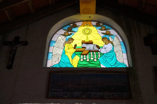 教堂里的玻璃窗 墨西哥的基督教教堂 墨西哥尤卡坦 — 图库照片