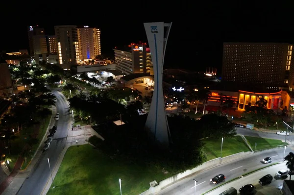 Stadsutsikt Natten Cancun Stad Sydöstra Mexiko Nordöstra Kusten Yucatan Halvön — Stockfoto
