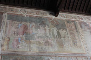 Pisa, İtalya 'daki Katedral Meydanı' nın kuzey ucundaki tarihi Campo Santo binasındaki Fresco..