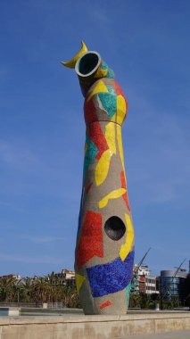 Barcelona şehrinin çağdaş sanat ve mimarisinin bir görüntüsü. Barselona, İspanya