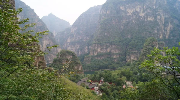 Golden Dragon Gorge Eller Longqing Gorge Kina Ett Pittoreskt Område — Stockfoto
