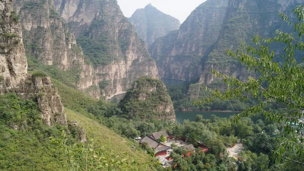 Golden Dragon Gorge Longqing Gorge China Uma Área Pitoresca Aldeia — Fotografia de Stock