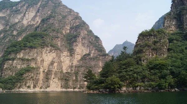 Golden Dragon Gorge Longqing Gorge China Una Zona Pintoresca Pueblo —  Fotos de Stock