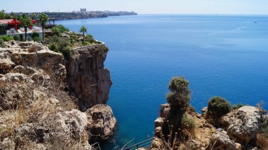 Antalya açıklarındaki Akdeniz 'e bir göz atalım. Türkiye