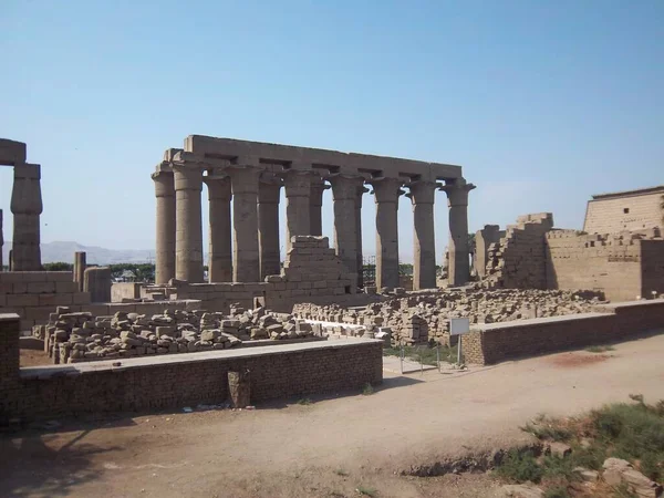 Luxor Temple Est Grand Complexe Temple Égyptien Situé Sur Rive — Photo