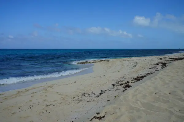 佳能海滩宏伟的海洋景观 卡约圣玛利亚以其白色沙滩而闻名 Cayo Santa Maria — 图库照片