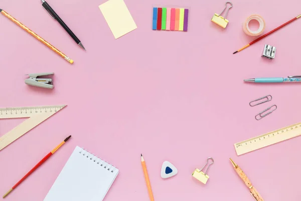 Stationär Tillbaka Till Skolan Kreativitet Och Utbildningskoncept Anteckningsbok Penna Penna — Stockfoto