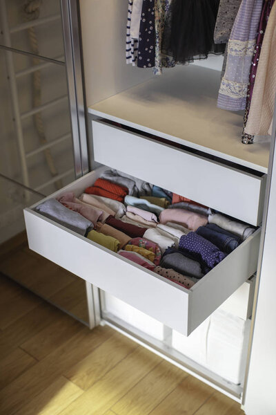 Хранение в шкафу.