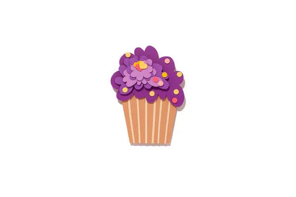 Papel arte cupcake no fundo isolado . — Fotografia de Stock