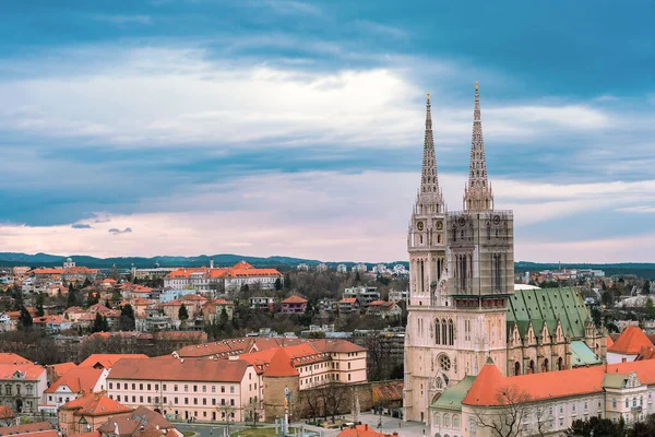 Hırvatistan Zagreb Katedrali Nin Panoramik Hava Manzarası — Stok fotoğraf