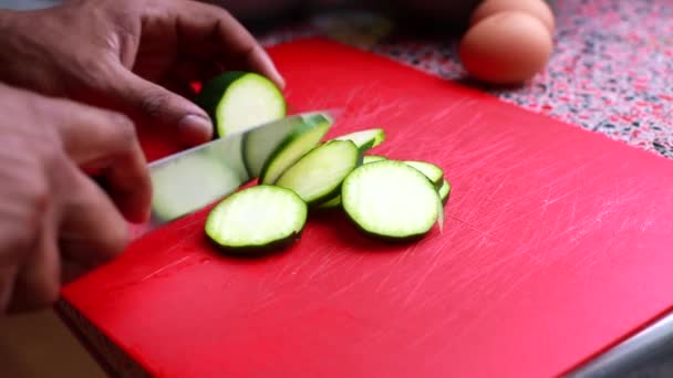 Vídeo Cámara Lenta Del Chef Preparando Comida Saludable Cocina Casa — Vídeos de Stock