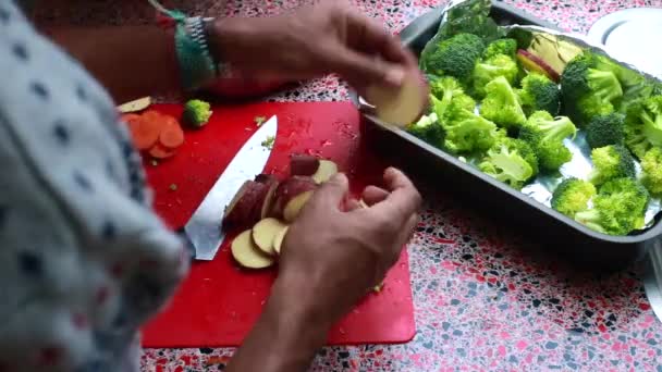 Video Rallentatore Dello Chef Che Prepara Cibo Vegano Cucina Sec — Video Stock