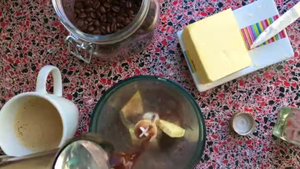 Barista Nın Kurşun Geçirmez Kahve Yaptığı Iyi Görüntü Saniye — Stok video