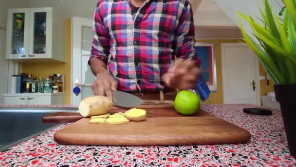 Low View Person Making Ginger Lemon Tea Kitchen — Stock Video