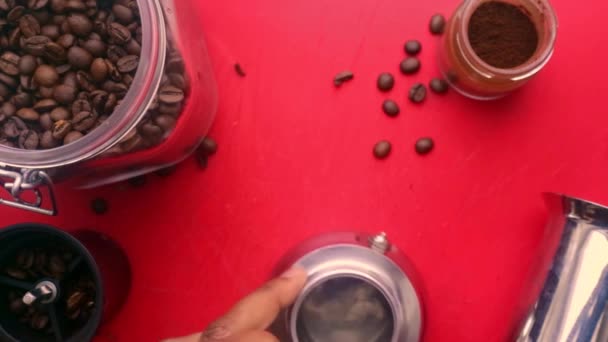 Flat Lay Graden Van Persoon Het Maken Van Espresso Koffie — Stockvideo