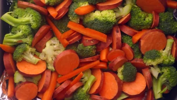 Degree Person Preparing Oven Tray Organic Vegetables — Stock Video